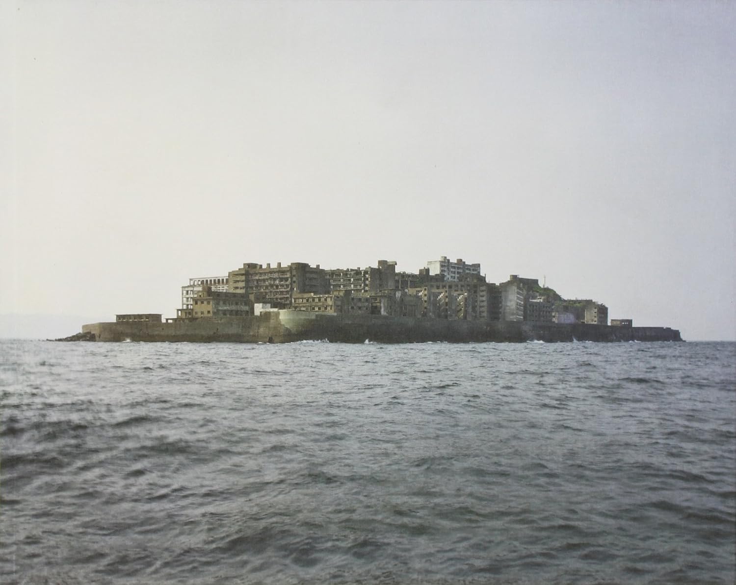 Yves Marchand, Romain Meffre, Gunkanjima