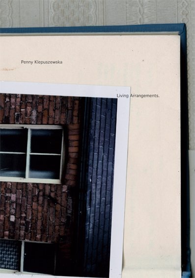 Penny Klepuszewska, Living arrangements